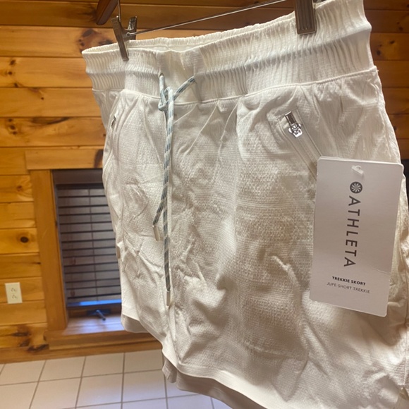 Trekki skort by athleta nwt - white - Picture 4 of 5
